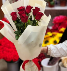 7 роз Родос в оформлении