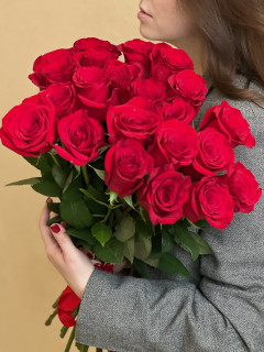 21 роза красная Эквадор