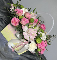 Сумочка  "Цветочник" 