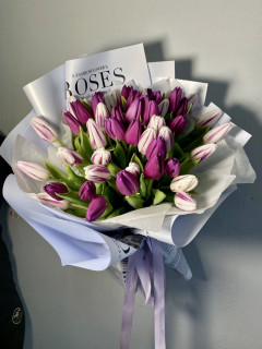 Букет "Микс" из фиолетово-светлых 51  тюльпанов