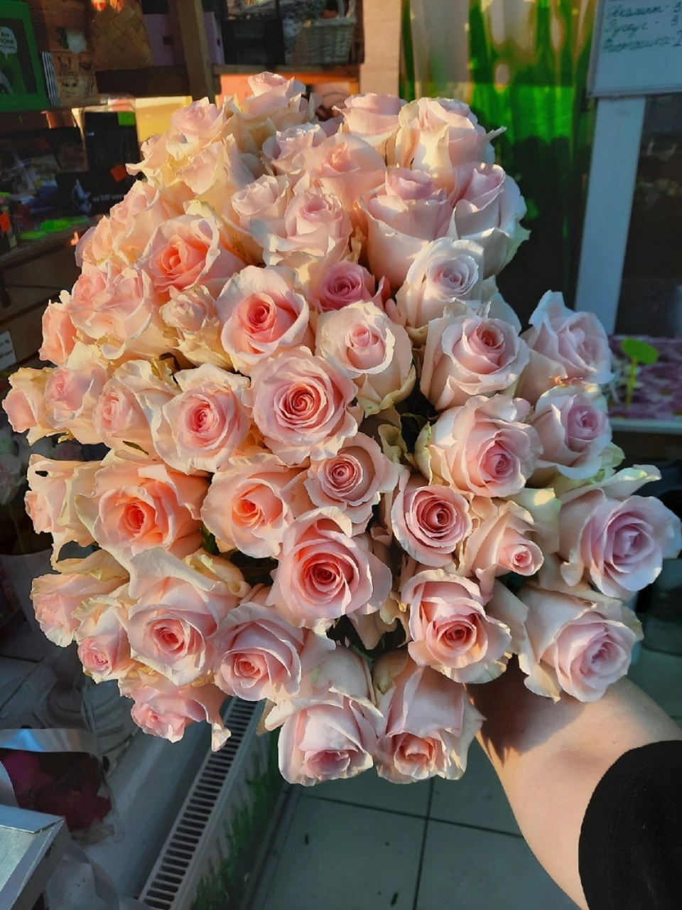 Букет из 45-ти розовых роз 