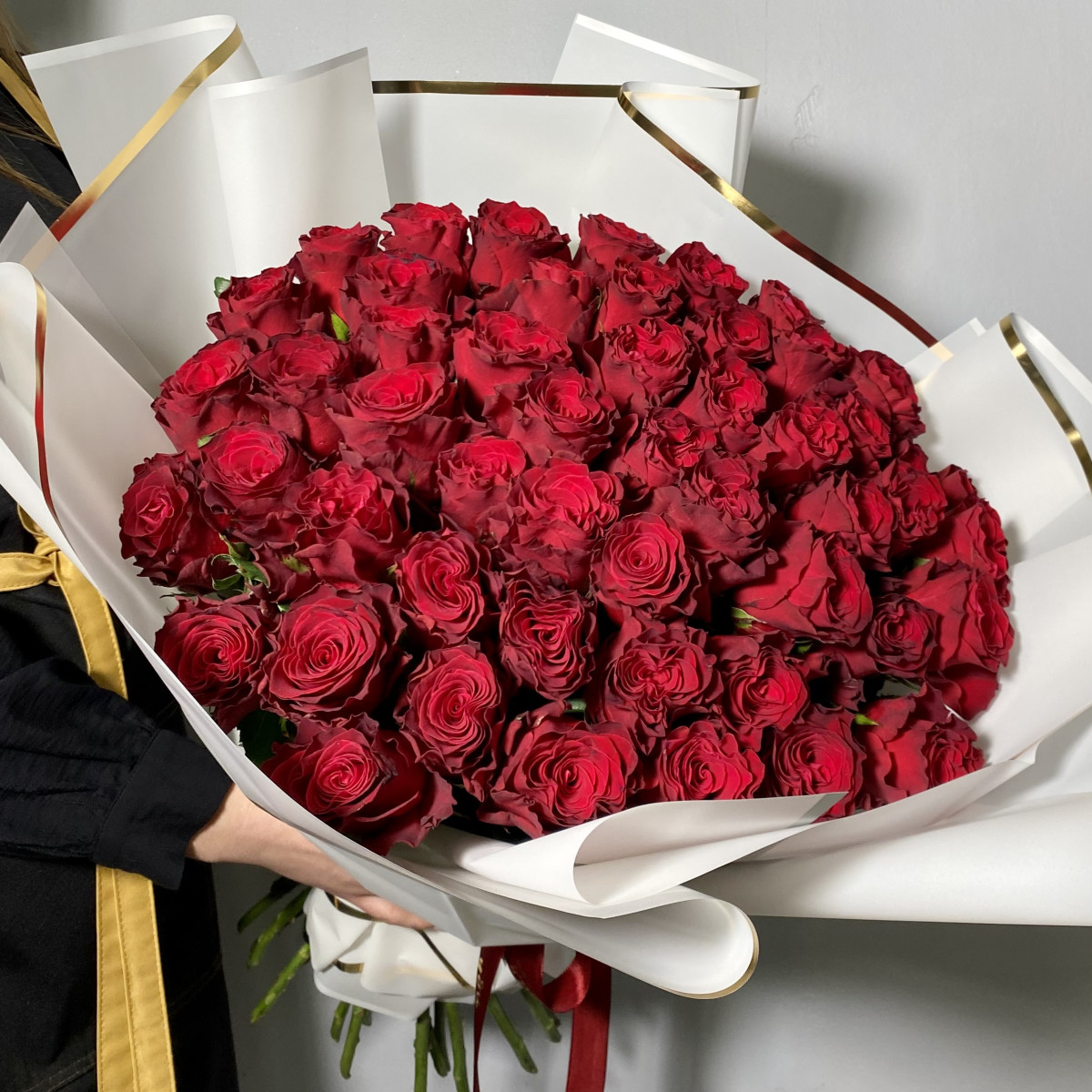 БУКЕТ из 51 красной розы Родос