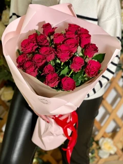 21 импортная роза "Родос" 60 см 