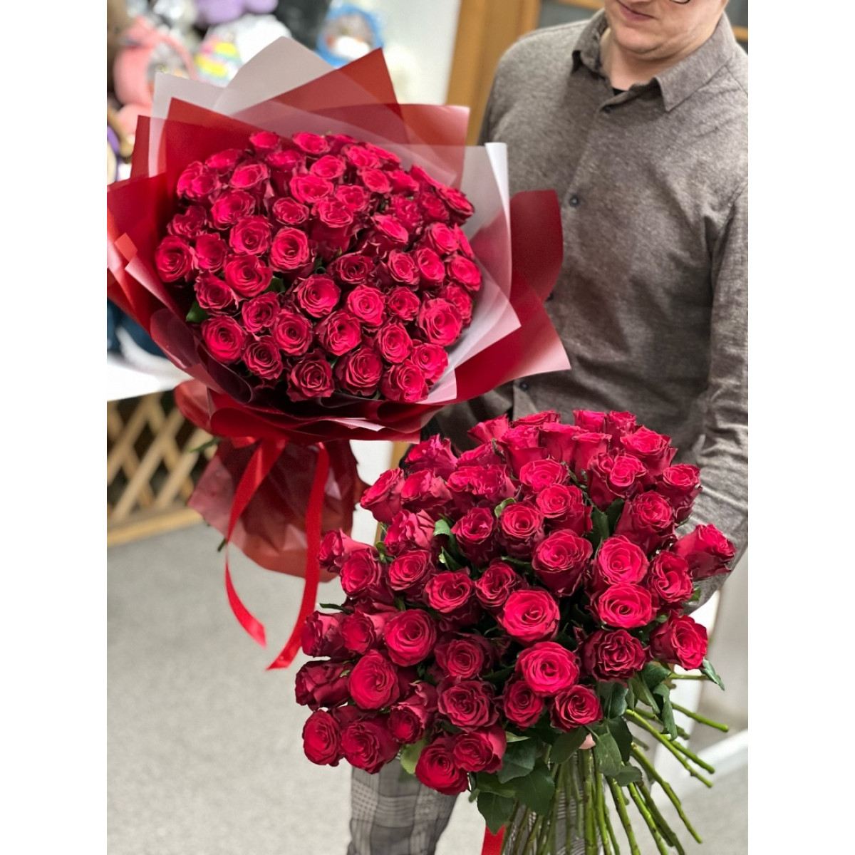 БУКЕТ 51 красная роза Родос 60 см