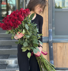 45 роз 100 см "Твои объятия"