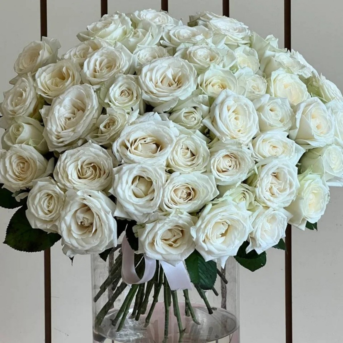 Белая роза РБ Аваланш 40 см 
