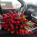 Букет из 51 красного тюльпана Стронг