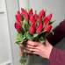 Букет из красных тюльпанов сорта Стронг