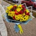 Букет из хризантем и альстромерии 