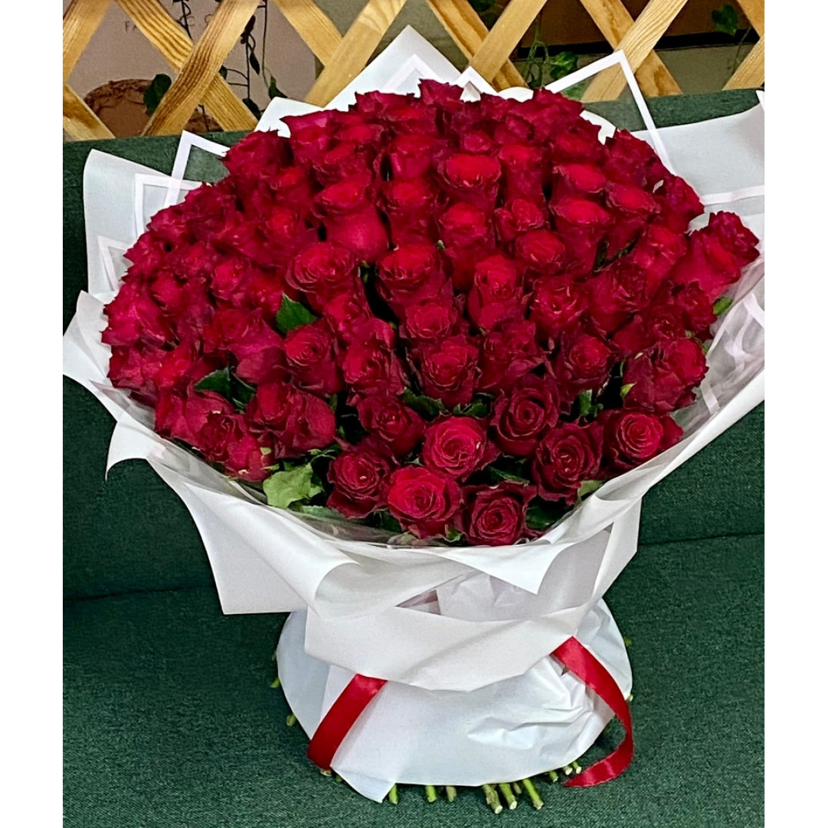 Букет 101 импортная роза Родос 60 см 