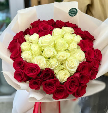 51 роза "Сердце"  из эквадорских роз