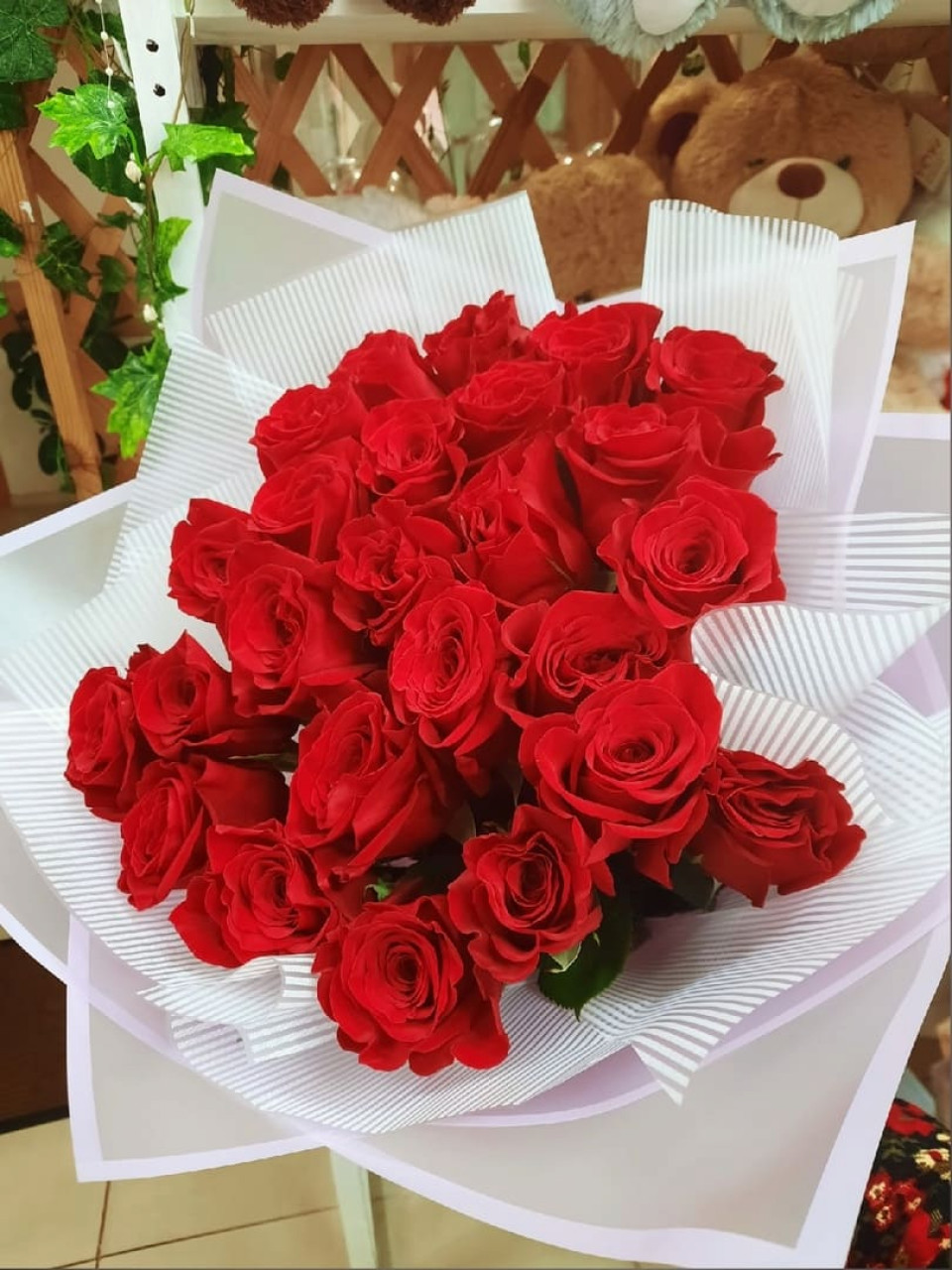 21 красная роза Эквадор с упаковкой