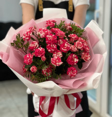 Букет 9 кустовых роз Фаер Фокс с упаковкой