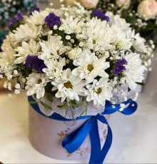 Бокс с ромашками и статицей