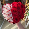 Букет 11 красных роз с рафаэлло