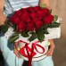 21 роза и белый бокс