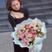 15 кустовых роз с упаковкой