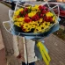 Букет из хризантем и альстромерии 